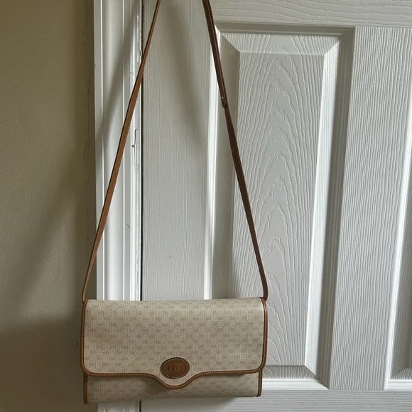 💎💎Gucci Authentic cream bag